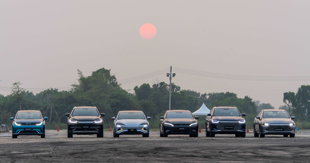 สงครามราคาของเทสลาในจีนกลับมาเดือดอีกครั้งหลังจากยอดขาย BYD พุ่งสูงขึ้น