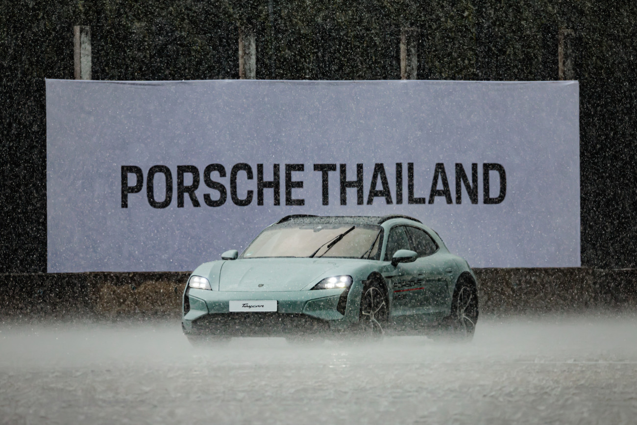 ประสบการณ์การขับปอร์เช่ (Porsche) สุดพิเศษกลับมาที่ประเทศไทยอีกครั้ง Porsche World Roadshow Thailand 2024 พร้อมให้คุณพิสูจน์สมรรถนะที่เร้าใจ