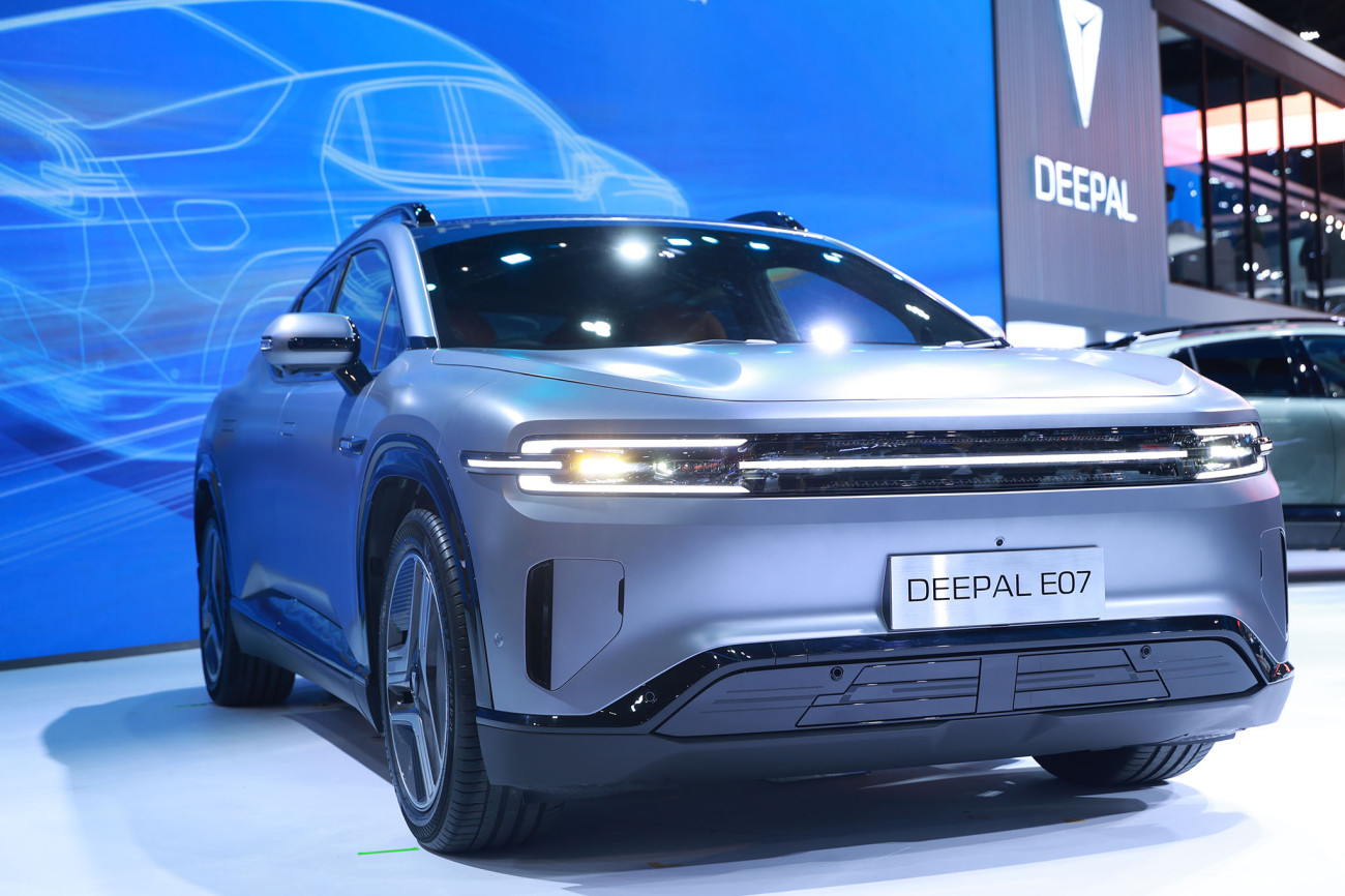 CHANGAN สร้างปรากฏการณ์ที่ Motor Expo 2024 เปิดตัว DEEPAL E07 ยานยนต์ไฟฟ้าแห่งอนาคต!