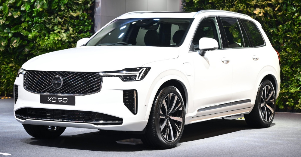 วอลโว่ คาร์ ประเทศไทย เปิดตัว Volvo XC90 Plug-In Hybrid ใหม่ ค่าตัว 4,690,000 บาท ที่งาน Motor Show 2025