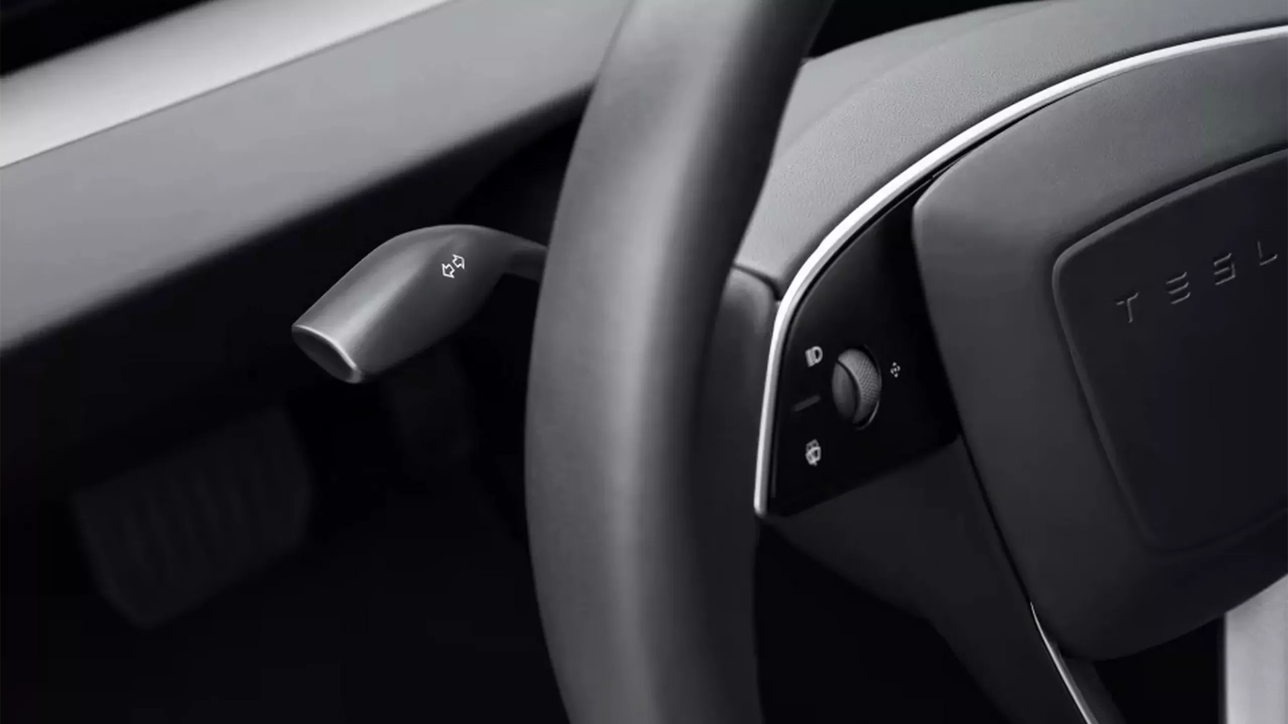 Tesla ปรับโฉม Model 3 เพิ่มคันโยกไฟเลี้ยวและกล้องหน้า แต่ยังมีให้เฉพาะตลาดเอเชีย