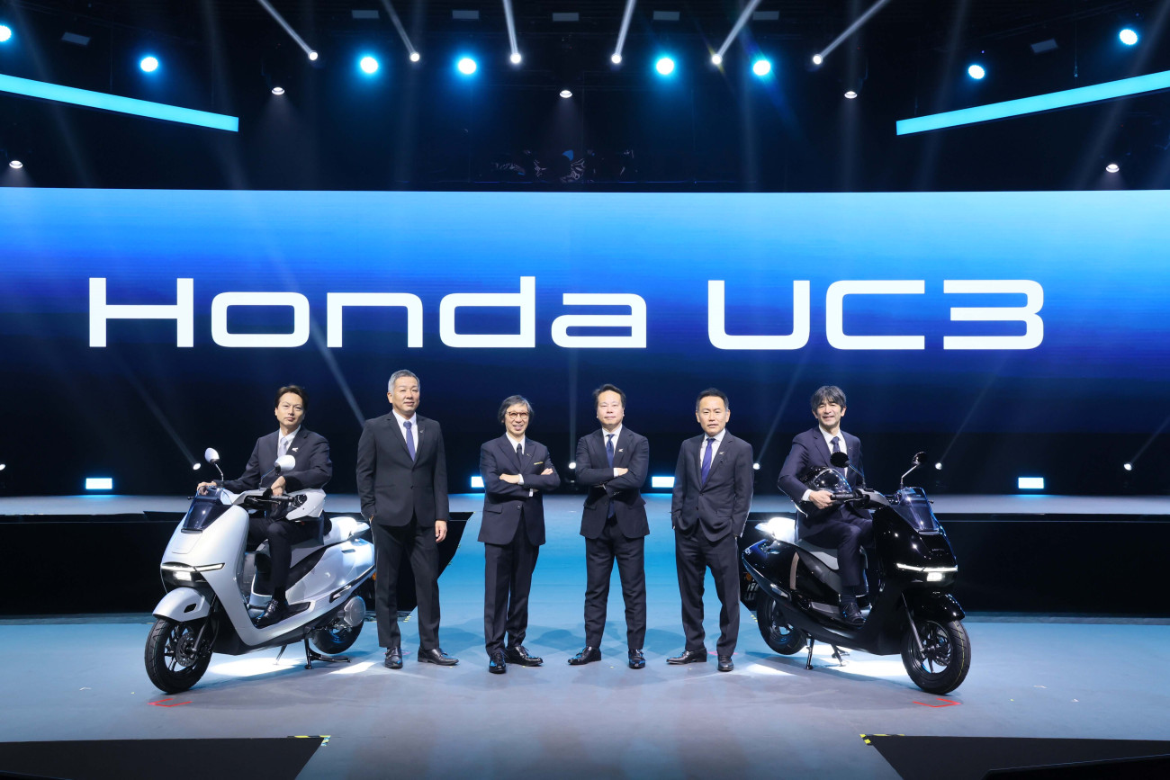ไทยฮอนด้า เปิดเกมรุกปี 2026 เสริมทัพ 4 โมเดลใหม่ นำโดย New Honda UC3 รถจักรยานยนต์ไฟฟ้ารุ่นใหม่ของฮอนด้าเปิดที่แรกของโลก พร้อมเผยทิศทางธุรกิจเขย่าตลาด