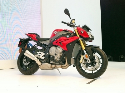 BMW Motorrad เปิดตัว BMW S 1000 R และ S 1000 RR เพื่อเฉลิมฉลองครบรอบ 15 ปี ในประเทศไทย