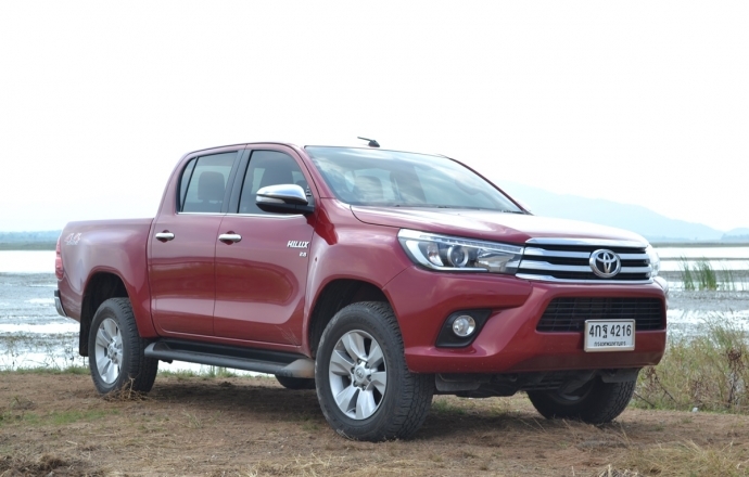 ลือหึ่ง!! All New Toyota Hilux เจน 9 พกขุมพลัง Hybrid คาดพบกันในปี 2023
