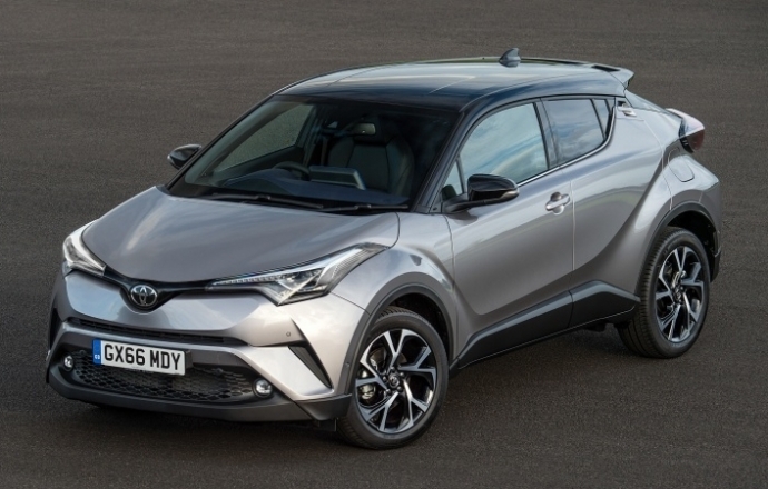 รถใหม่...ใครมาก่อน!!! Toyota C-HR หรือ Toyota Yaris Sedan เดือนสิงหา รู้กัน