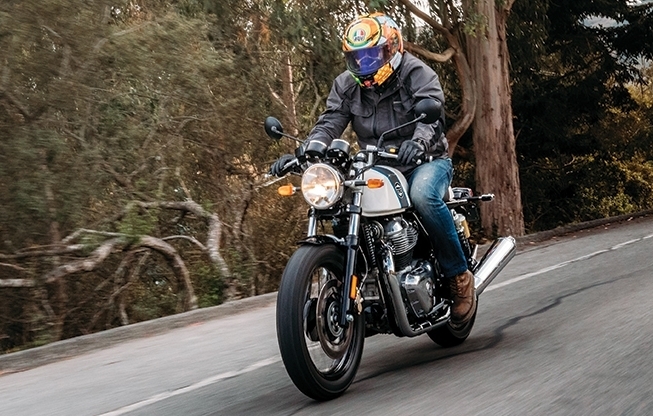 รีวิวรถจักรยานยนต์ Royal Enfield Continental GT 650 และ Interceptor INT 650 ปลุกตำนานเครื่อง Twins ให้กลับมาอีกครั้ง