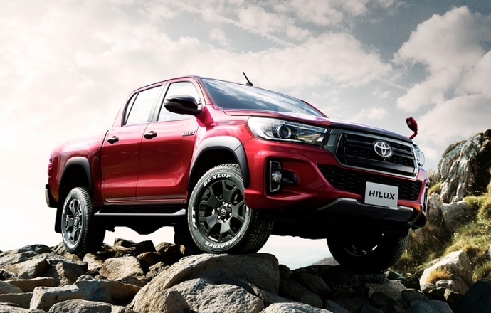 Toyota Hilux Z Black Rally Edition กระบะแต่งพิเศษเพื่อชาวยุ่นเท่านั้น