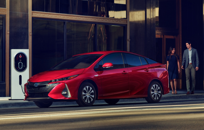 Toyota เริ่มหันมาใช้แบตเตอรี่ในรถยนต์แบบเดียวกับ Tesla ในตลาดแดนมังกร