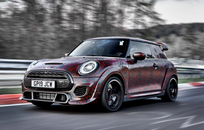 เปิดภาพตัวอย่าง MINI GP John Cooper Works ตัวแต่งซิ่ง เตรียมวางจำหน่ายราคาเริ่มต้น 1.36 ล้านบาทที่อังกฤษ