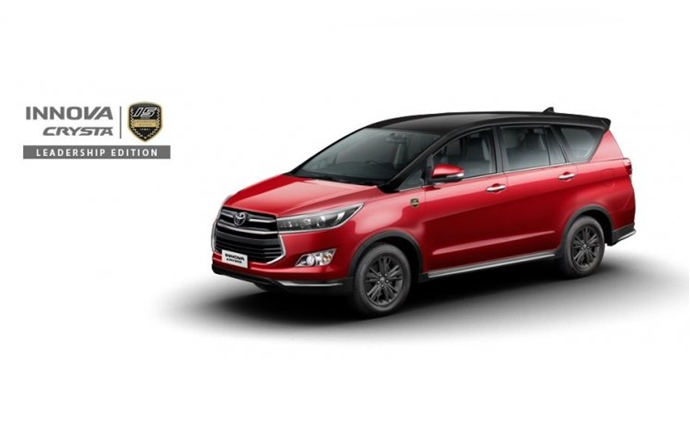 รถใหม่ต่างแดน Toyota Innova Crysta Leadership Edition รุ่นพิเศษ แดนโรตี