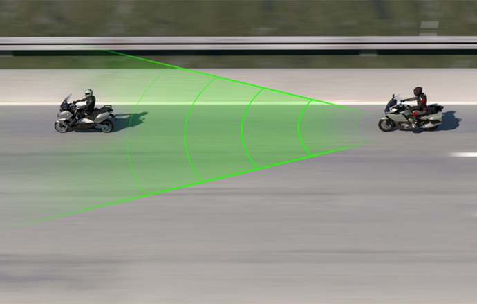 BMW เตรียมดึงระบบ Adaptive Cruise Control มาใส่ในรถมอเตอร์ไซค์