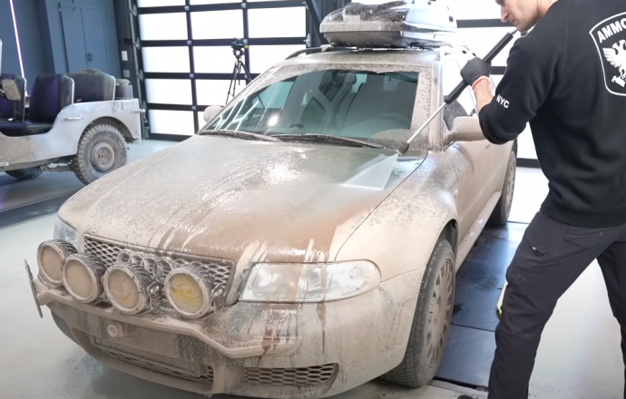ล้างแบบสะใจ กับ Audi RS4 Avant SAFARI ลุยโคลน