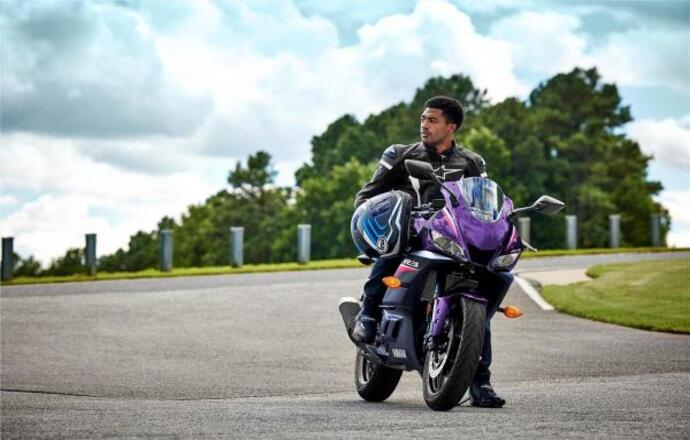 Yamaha เปิดตัวสีใหม่ สำหรับรถมอเตอร์ไซค์รุ่น YZF-R3 และ YZF-R7 ปี 2023