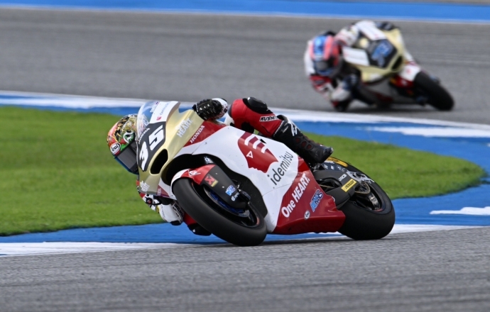 ร่วมเชียร์ “คิงคองก้อง” คว้าชัยในบ้าน หลังกดรับตำแหน่ง Pole-Position ไปแล้วในศึก Moto2 ที่สนาม Chang International Circuit