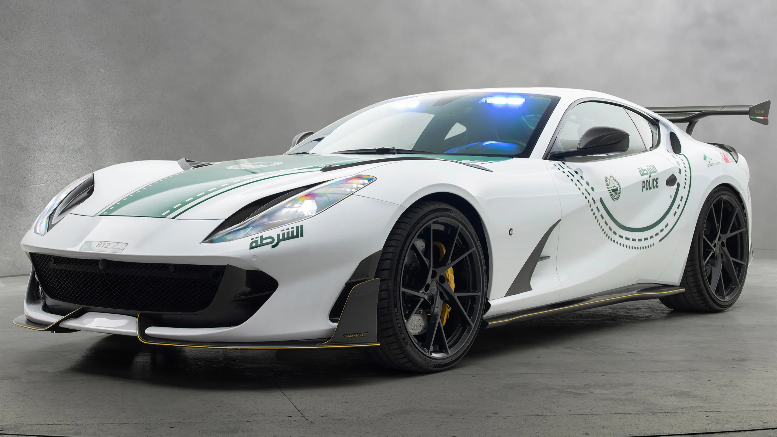 ตำรวจดูไบไม่ถูกใจสิ่งนี้ Ferrari 812 แบบธรรมดาหลบไป สั่ง Mansory สำนักแต่งระดับโลกปรับโฉมเพิ่มความโหด